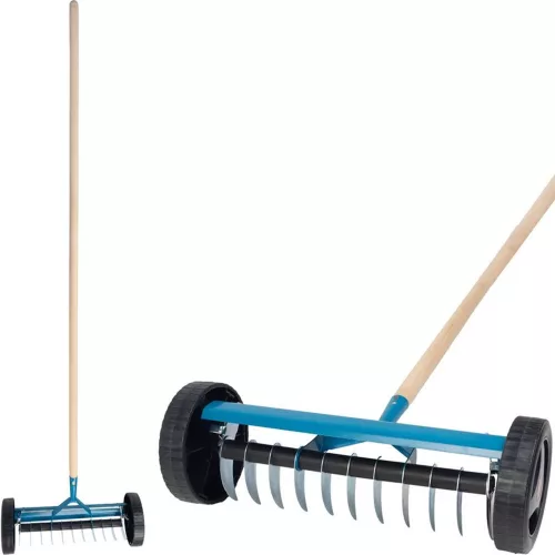 Kerti gereblye, Strend Pro Garden R152W, kék, 11 fogú, acél fej, fa nyél, gyomtalanításhoz, gyepszellőztető, kerekekkel