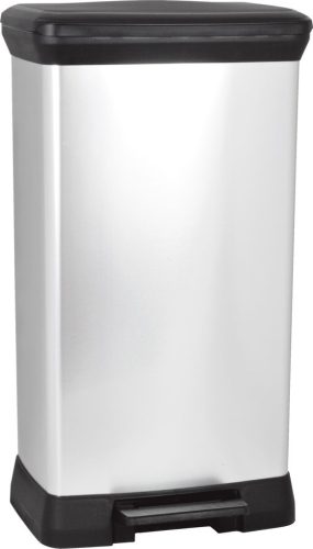 Szemeteskuka, Curver Deco Pedal Bin, 50 l, fekete/ezüst, 39 x 29 x 73 cm, pedálos, ujjlenyomatmentes, újrahasznosított műanyag, rejtett zsáktartó