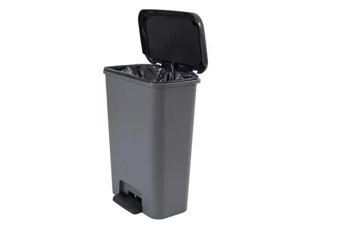 Szemeteskuka, Curver Compatta Bin, 50 l, fekete/szürke, 29,4 x 49,6 x 62 cm, pedálos, csúszásmentes, zsákrögzítő kerettel
