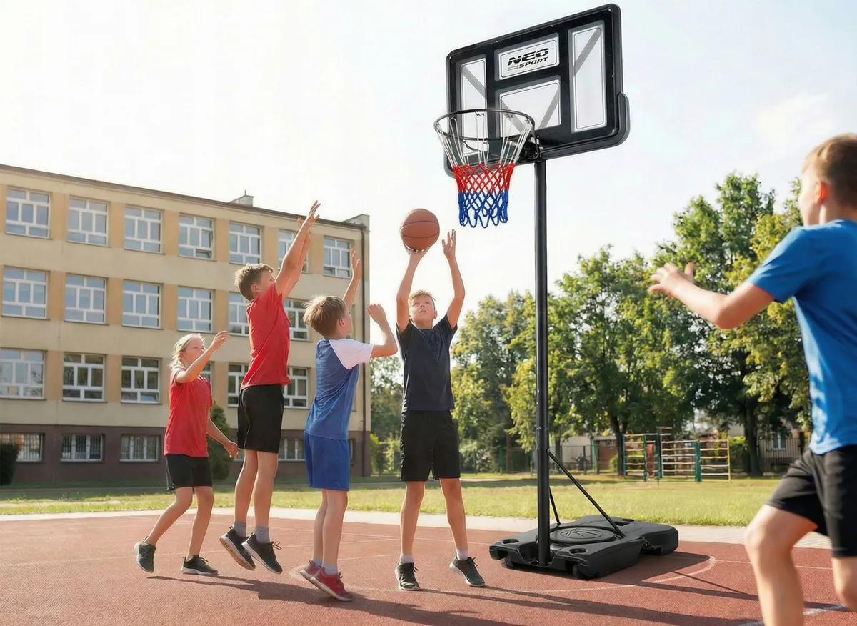 Kosárlabdapalánk, Neo-Sport NS-282, mobil – 2. kép Erős acélszerkezet és áttetsző PVC palánk