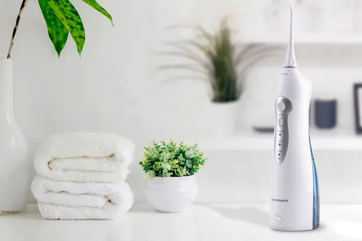 Akkumulátoros szájzuhany, Berdsen ClearJet X3, fehér – 6. kép